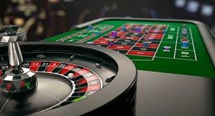 f08 login mobile app interface showing balance, football markets, and live-dealer games